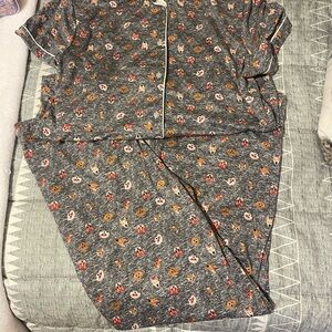 Cozy Women's Pajama Set in Dog Print